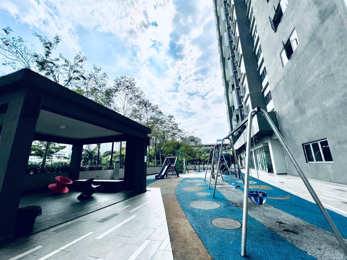 Kama Homestay @Wangsa Maju Kuala Lumpur Esterno foto