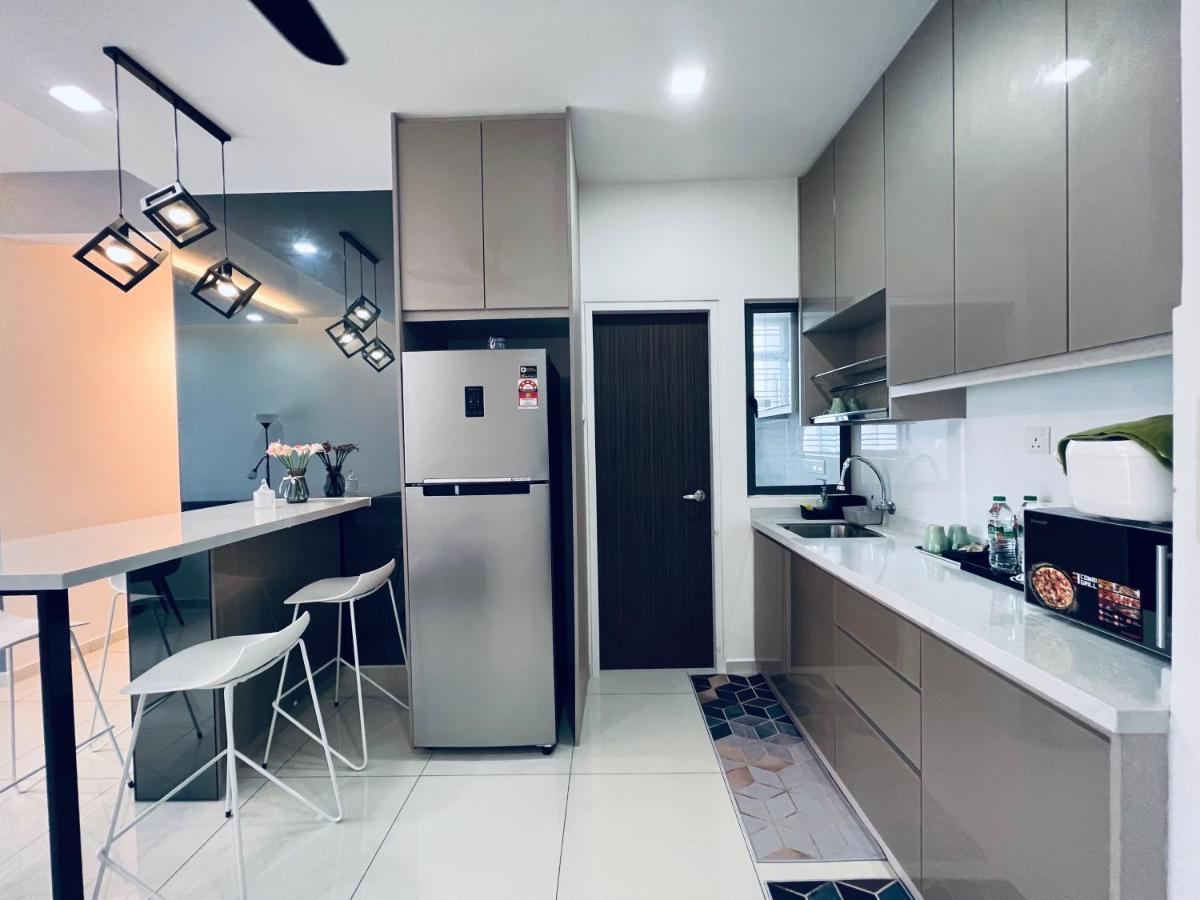 Kama Homestay @Wangsa Maju Kuala Lumpur Esterno foto