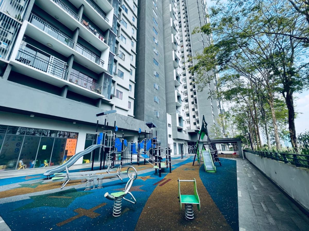 Kama Homestay @Wangsa Maju Kuala Lumpur Esterno foto